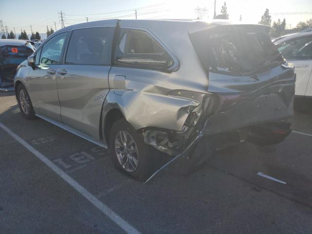 2021 TOYOTA SIENNA LE VIN: 5TDKRKEC7MS028779