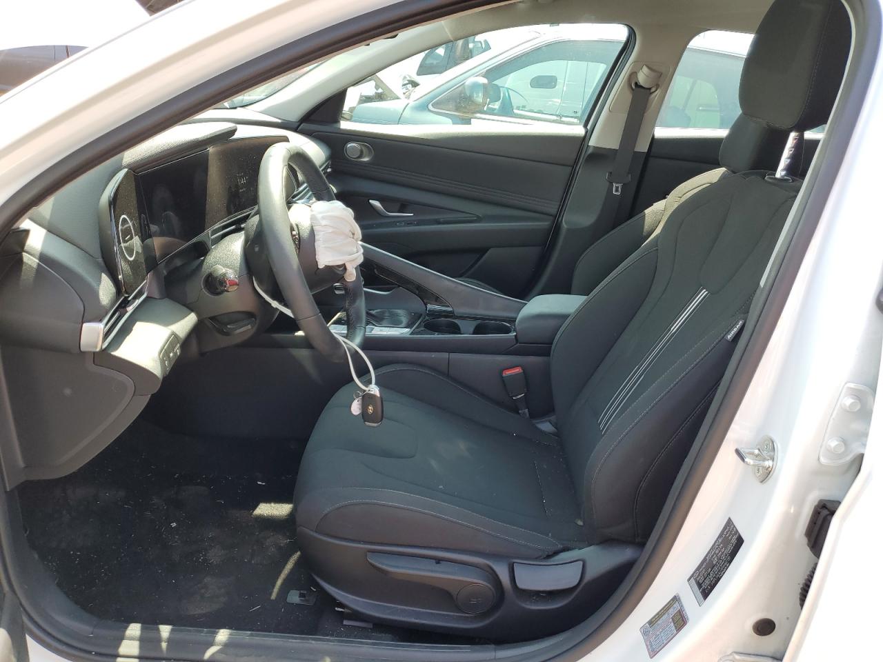 2023 HYUNDAI ELANTRA SEL VIN:5NPLS4AG9PH107135