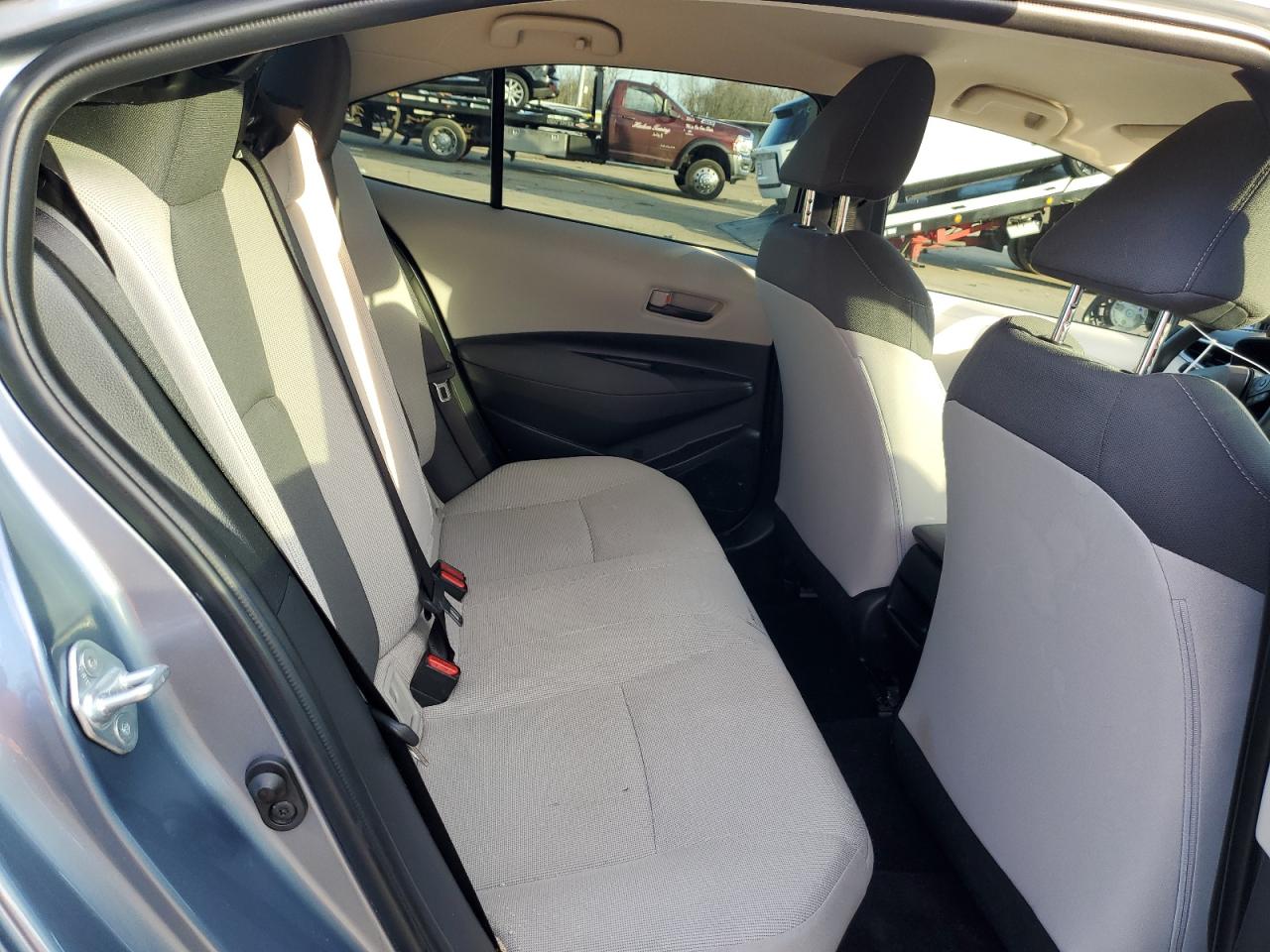 2022 TOYOTA COROLLA LE VIN:JTDEAMDE4NJ056377