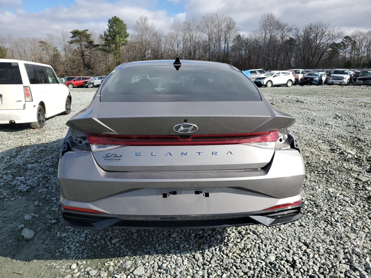 2022 HYUNDAI ELANTRA SEL VIN:KMHLN4AG7NU299175