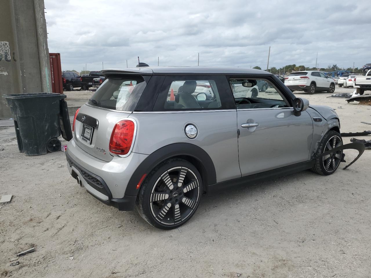 2023 MINI COOPER S VIN:WMW53DH07P2T78384