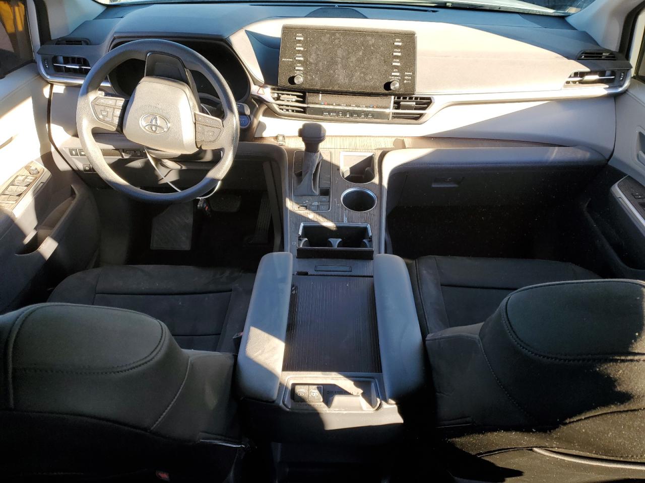 2022 TOYOTA SIENNA LE VIN:5TDKRKEC8NS107265