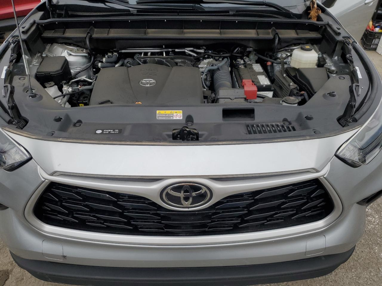 2022 TOYOTA HIGHLANDER XLE VIN:5TDGZRBH1NS578544