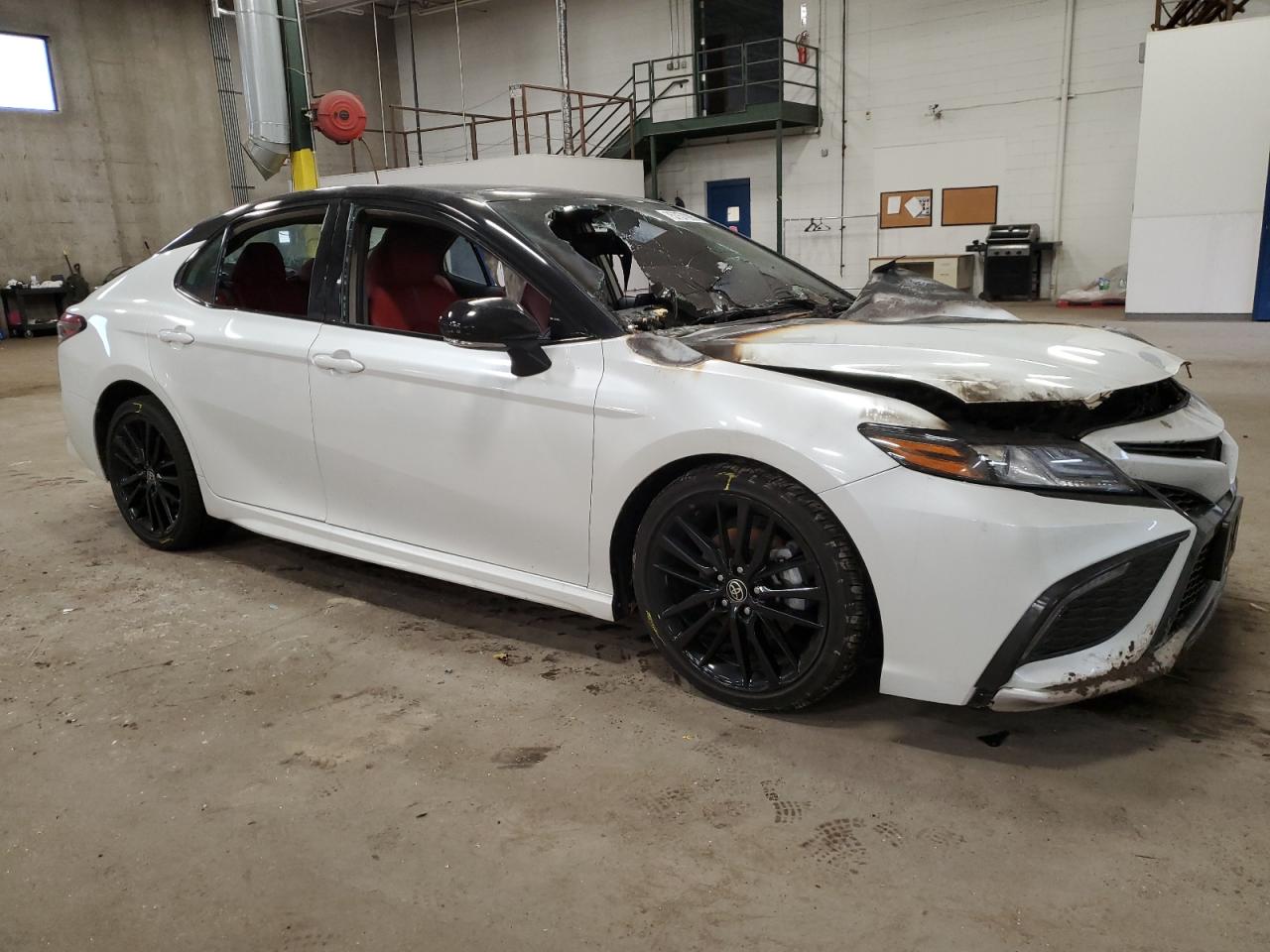 2022 TOYOTA CAMRY XSE VIN:4T1K61BK9NU063024