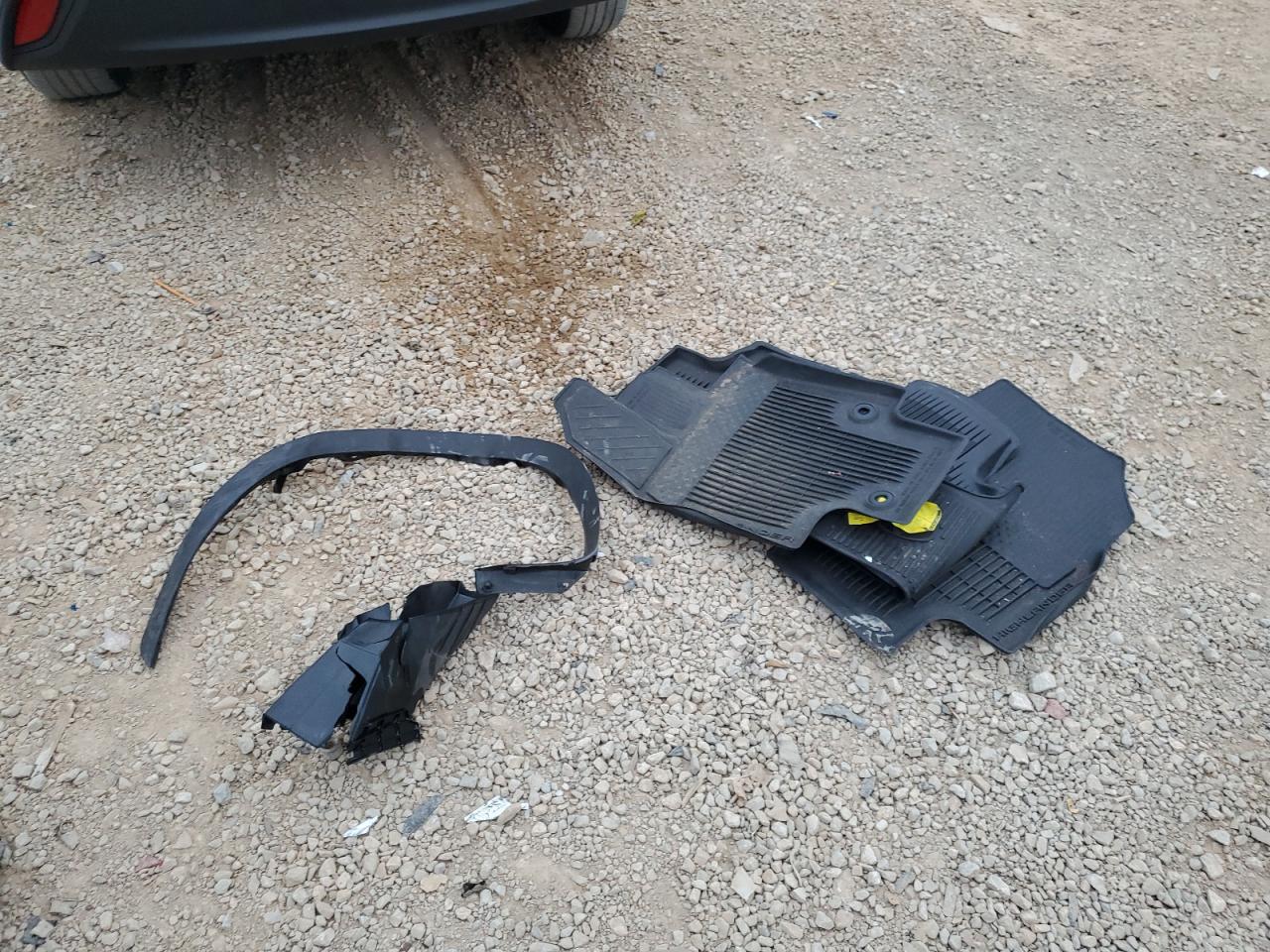 2022 TOYOTA HIGHLANDER XLE VIN:5TDGZRAH7NS115454