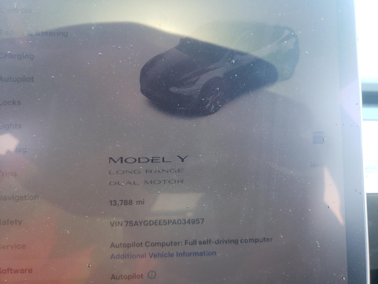 2023 TESLA MODEL Y  VIN:7SAYGDEE5PA034957