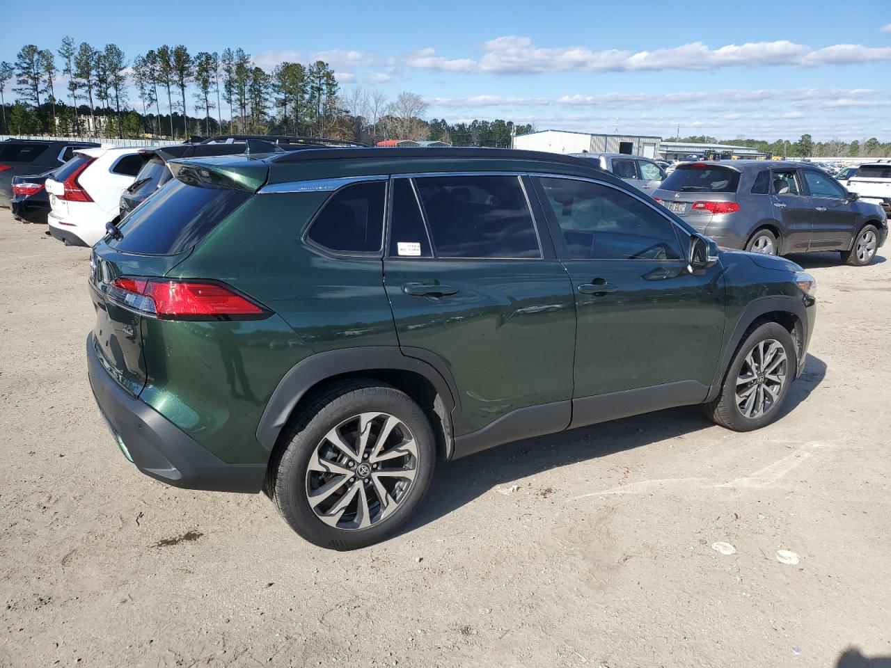 2022 TOYOTA COROLLA CROSS XLE VIN:7MUEAAAG4NV029810