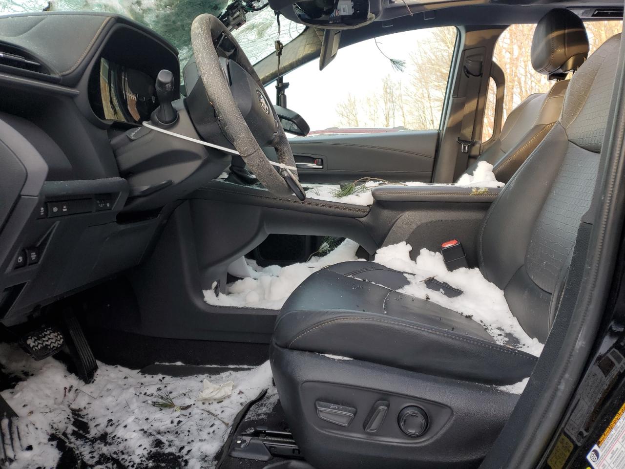 2022 TOYOTA SIENNA XLE VIN:5TDASKFC3NS049872