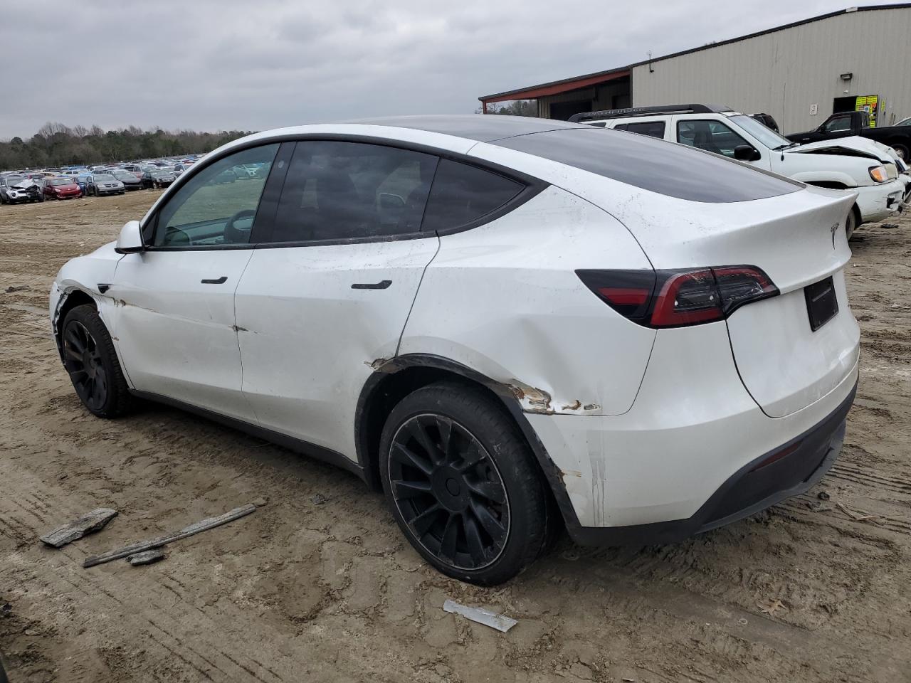 2023 TESLA MODEL Y  VIN:7SAYGDEE4PA041916