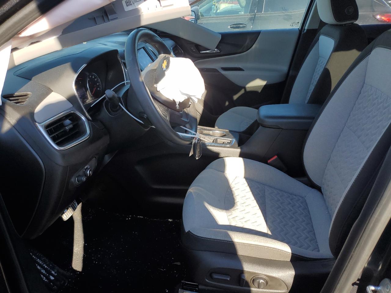 2022 CHEVROLET EQUINOX LT VIN:2GNAXUEV4N6144149