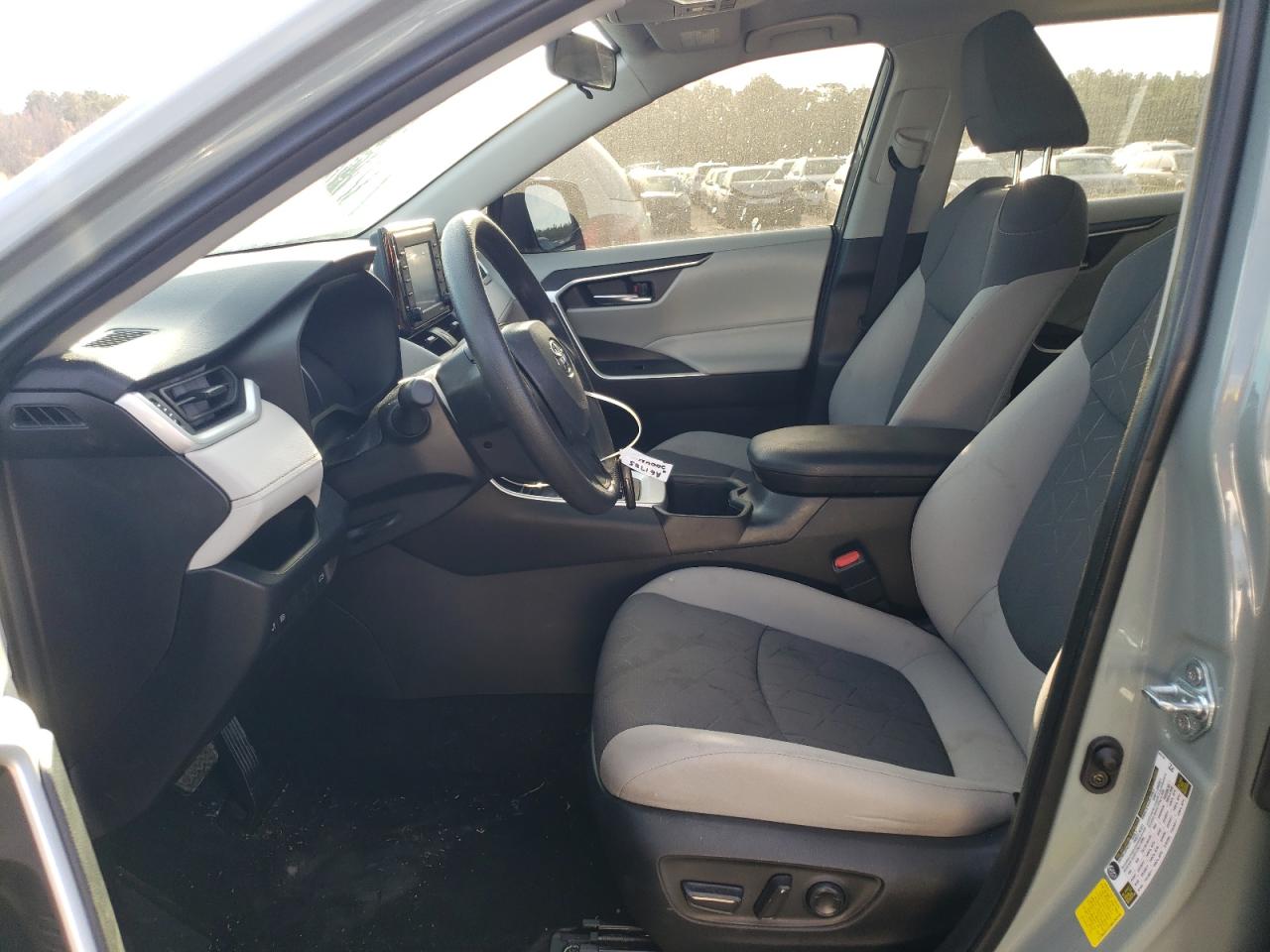 2022 TOYOTA RAV4 XLE VIN:2T3W1RFV3NW200436