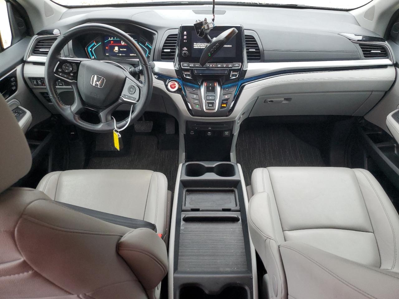 2022 HONDA ODYSSEY TOURING VIN:5FNRL6H82NB005401
