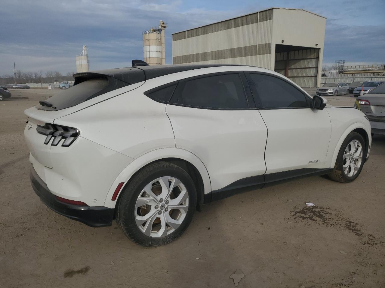 2022 FORD MUSTANG MACH-E PREMIUM VIN:3FMTK3SUXNMA25819