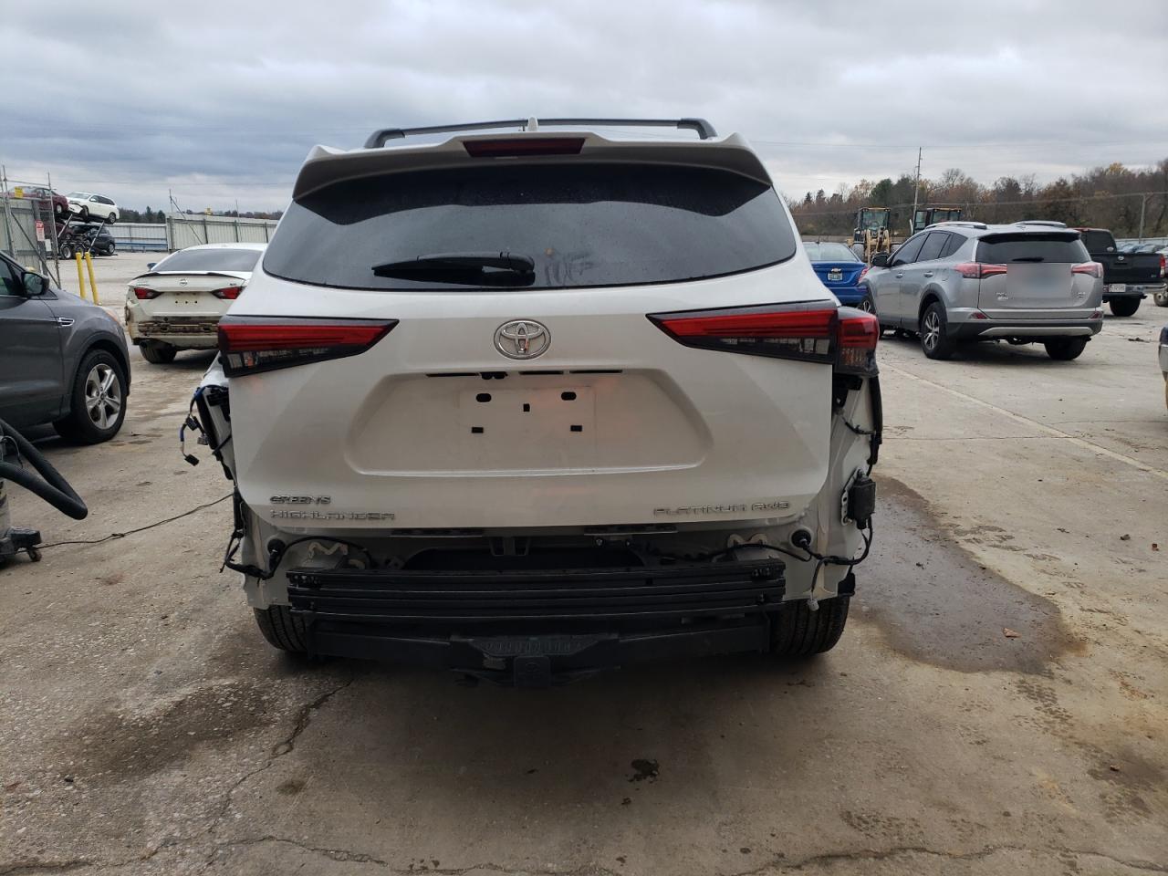 2023 TOYOTA HIGHLANDER L VIN:5TDKDRBH3PS028547