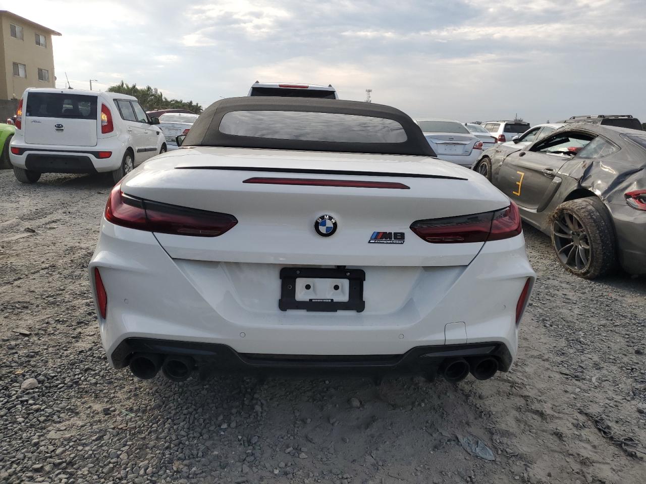 2022 BMW M8  VIN:WBSDZ0C01NCJ74693