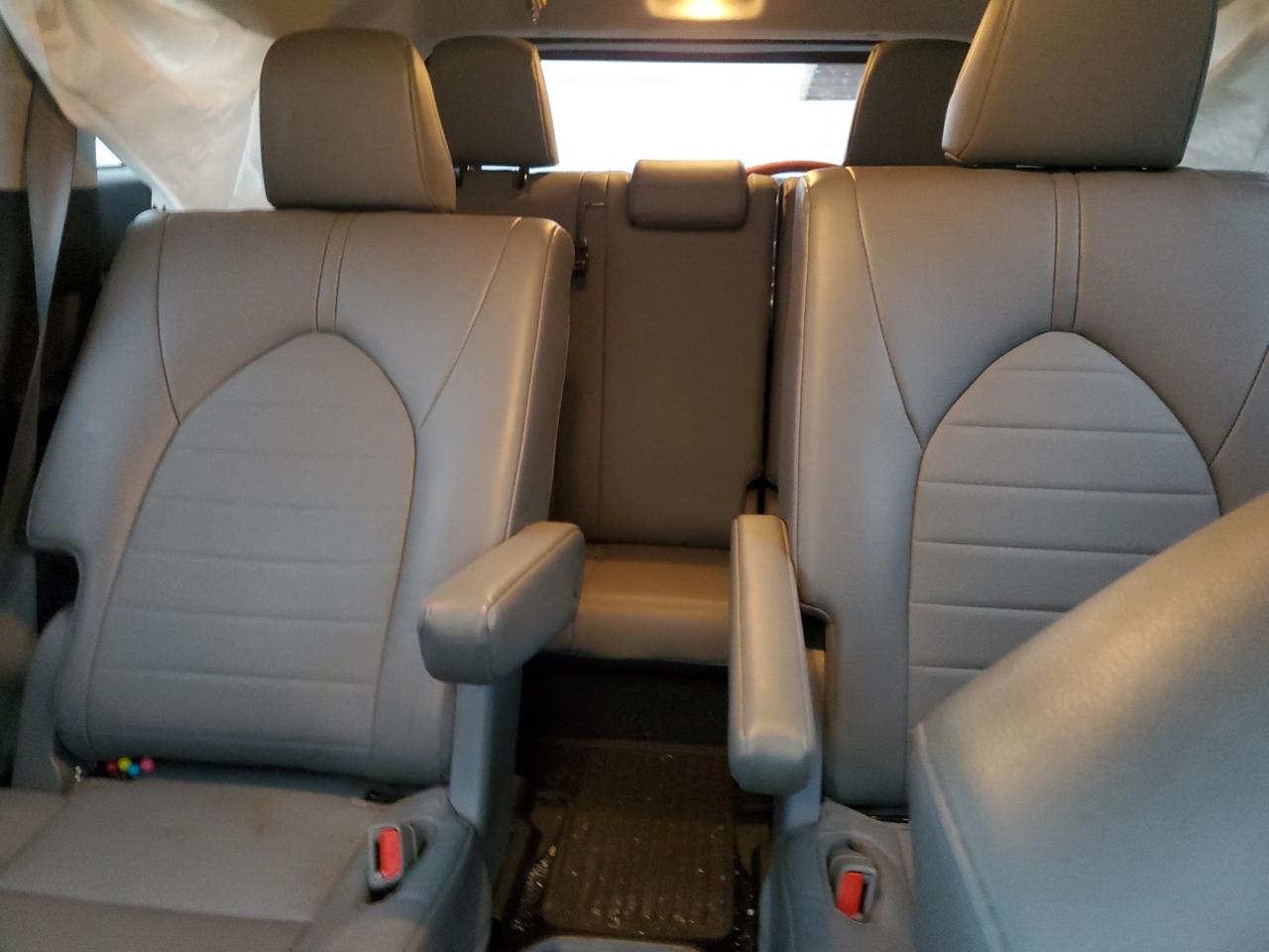 2022 TOYOTA HIGHLANDER XLE VIN:5TDGZRAH7NS115454