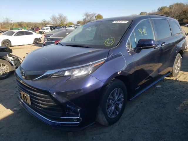 2021 TOYOTA SIENNA XLE VIN: 5TDJRKEC2MS052189