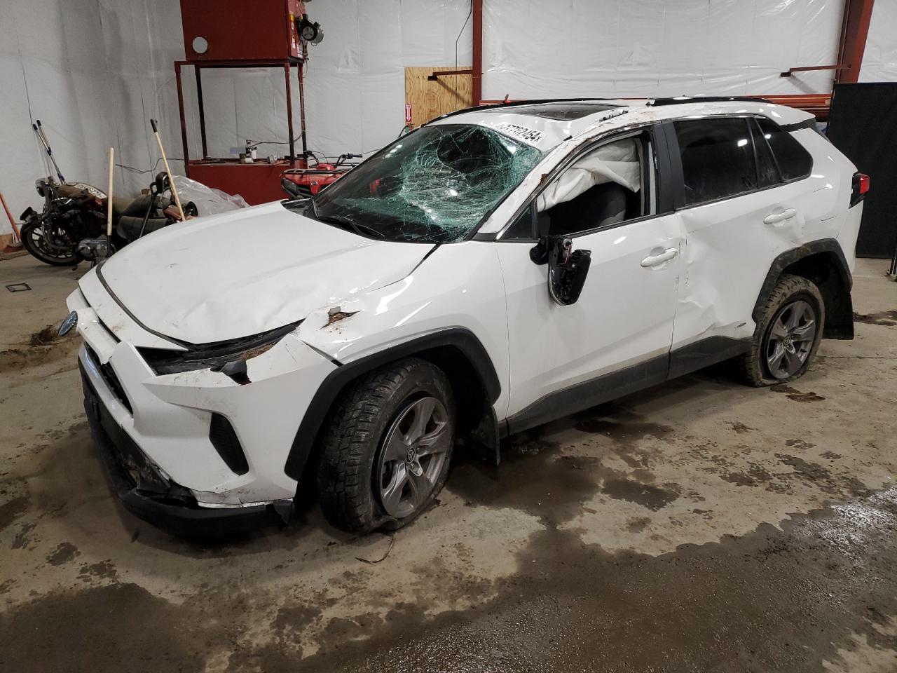 2022 TOYOTA RAV4 XLE VIN:4T3RWRFV9NU073125
