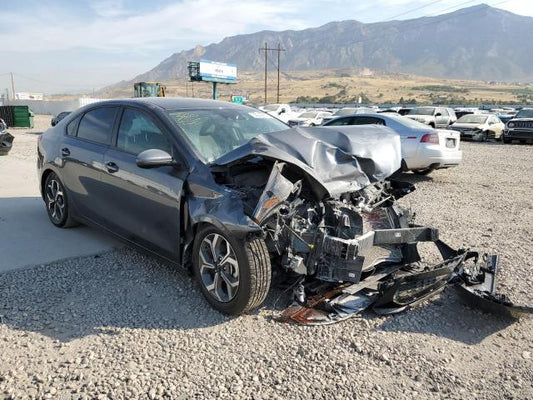 2021 KIA FORTE FE VIN: 3KPF24AD3ME407613