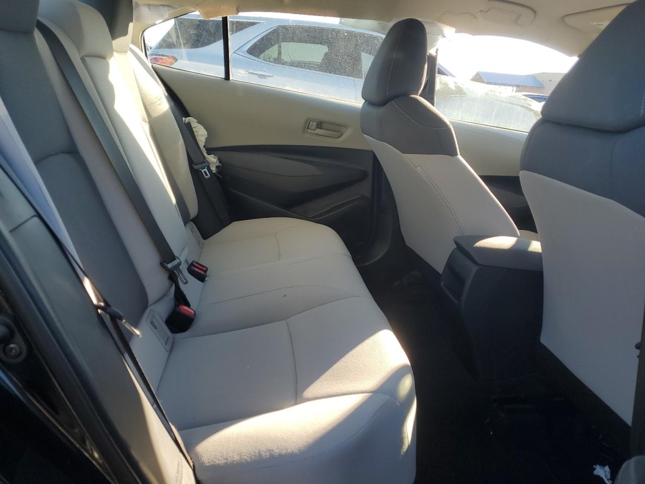 2022 TOYOTA COROLLA LE VIN:5YFEPMAE5NP281566