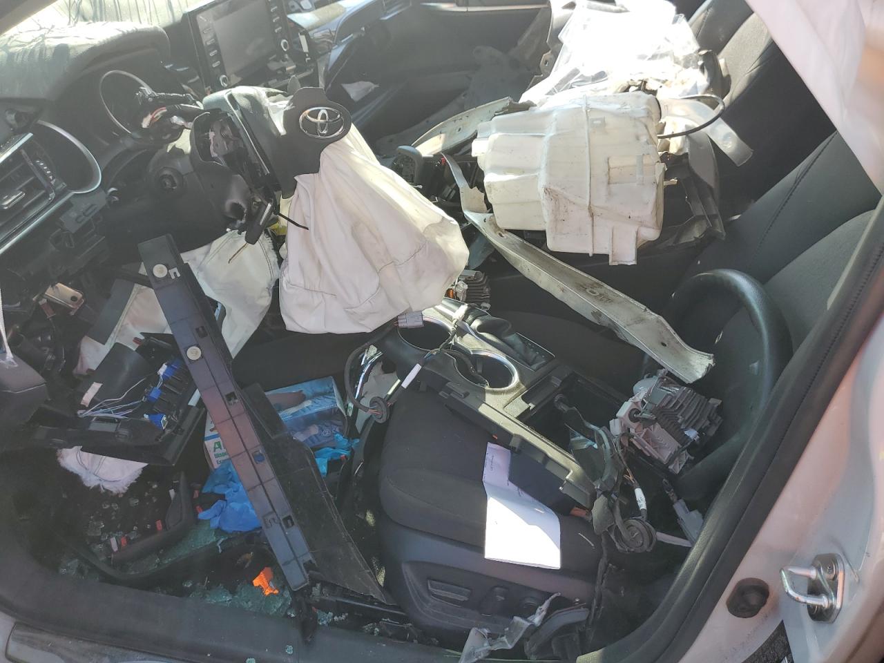 2022 TOYOTA CAMRY LE VIN:4T1C11AKXNU056362