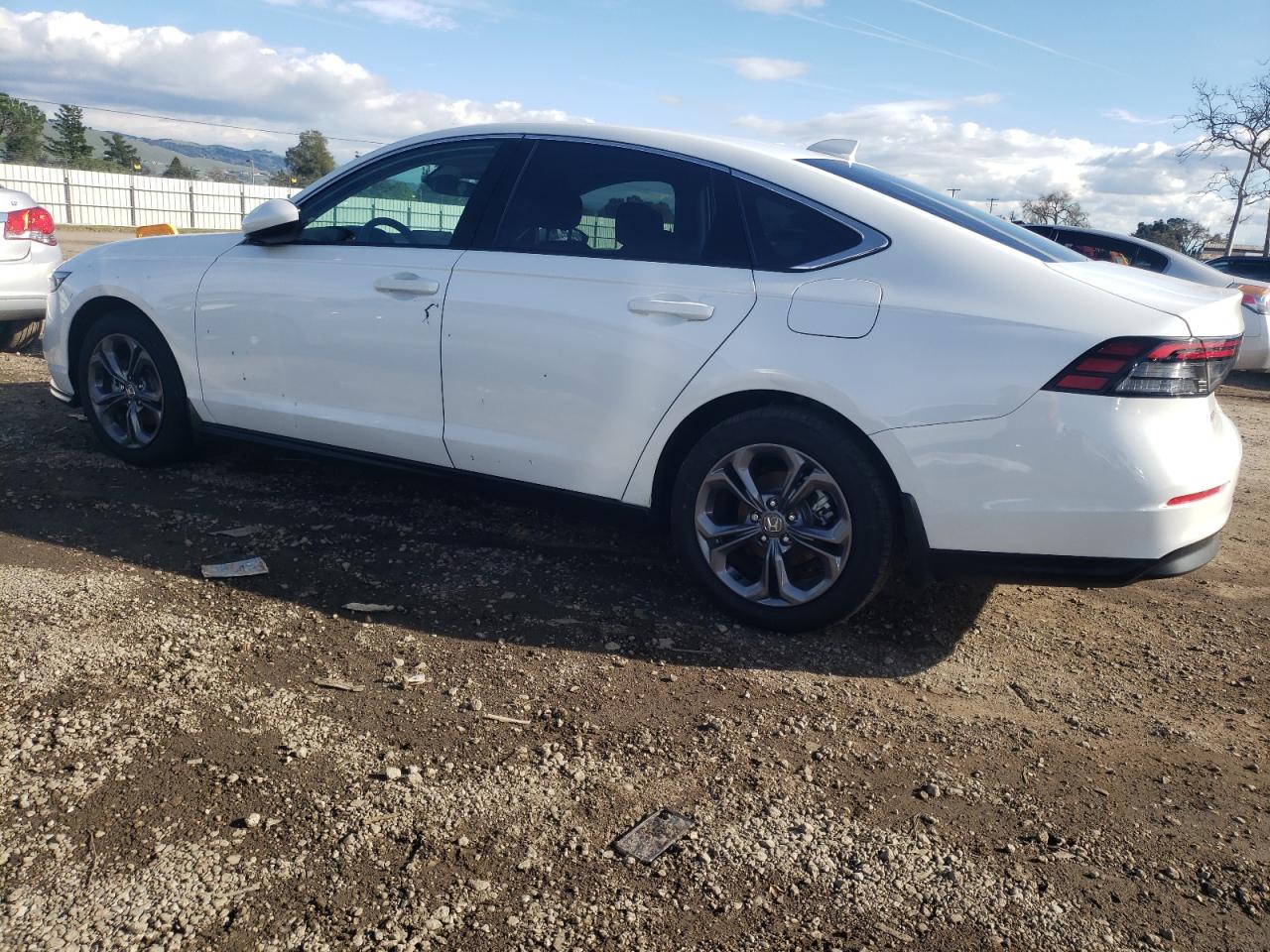 2023 HONDA ACCORD EX VIN:1HGCY1F3XPA042792