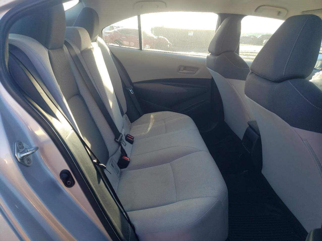 2022 TOYOTA COROLLA LE VIN:5YFEPMAE0NP323156