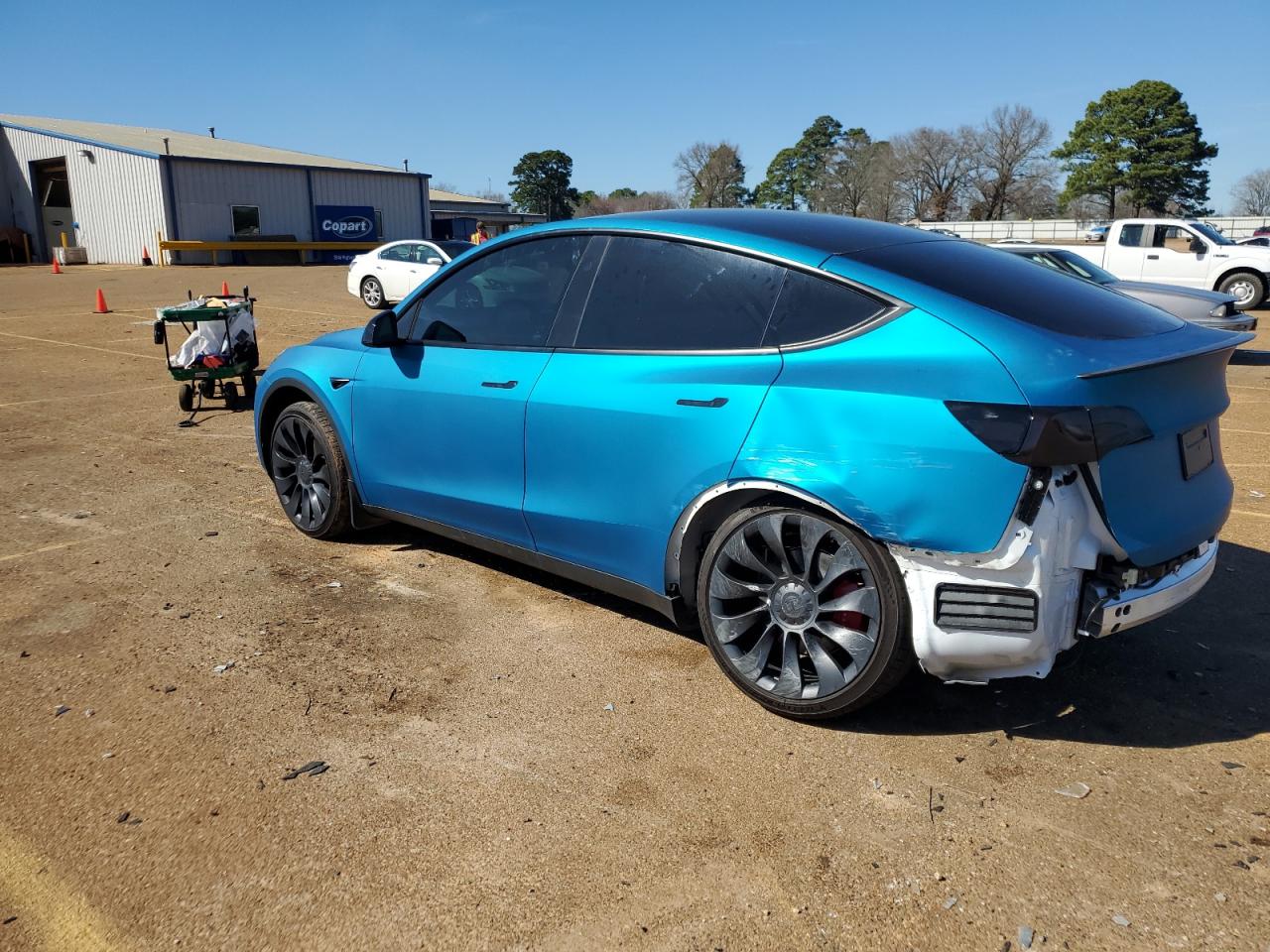 2023 TESLA MODEL Y  VIN:7SAYGDEF7PF795890