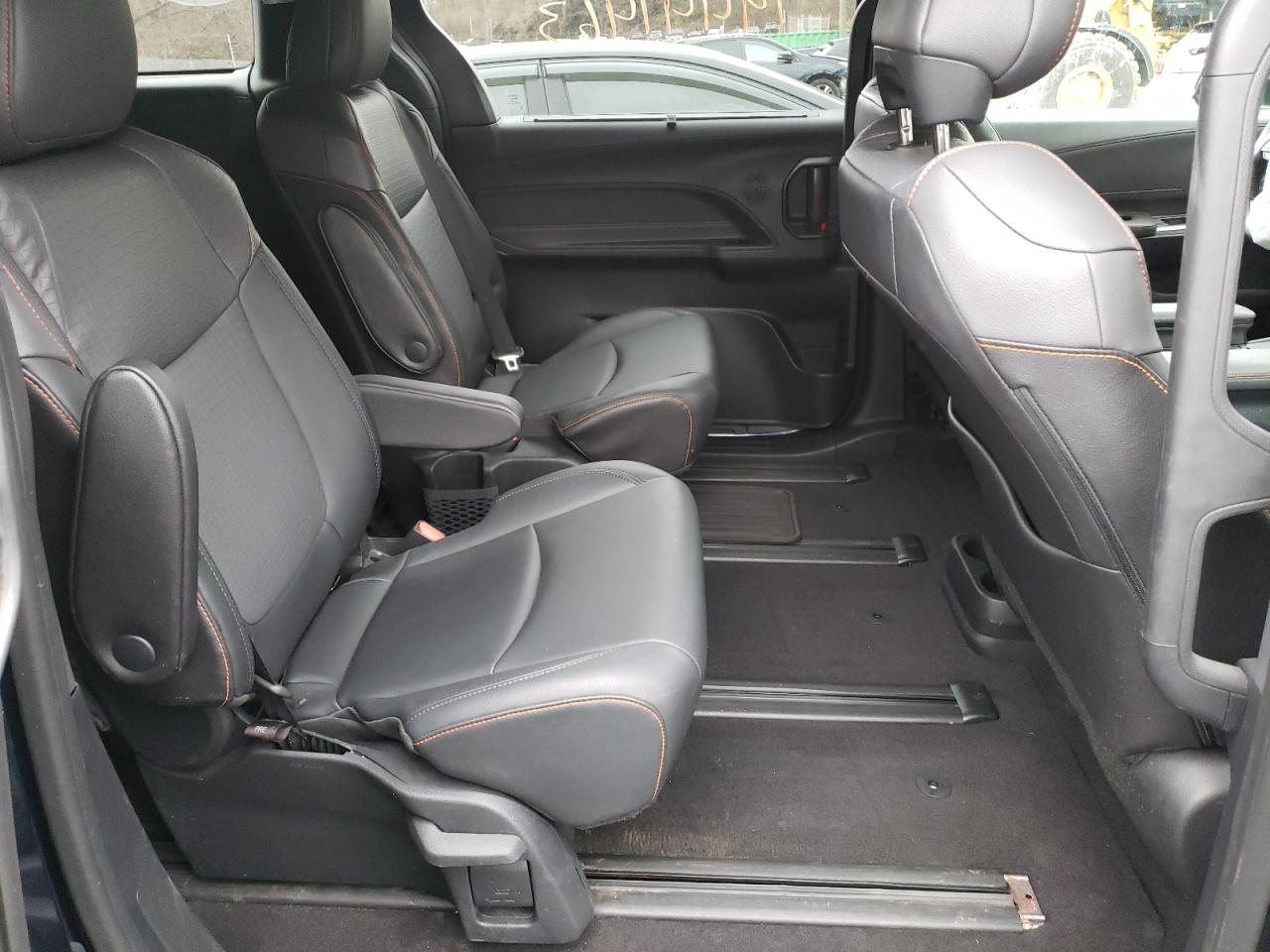 2022 TOYOTA SIENNA XSE VIN:5TDDSKFC5NS059378