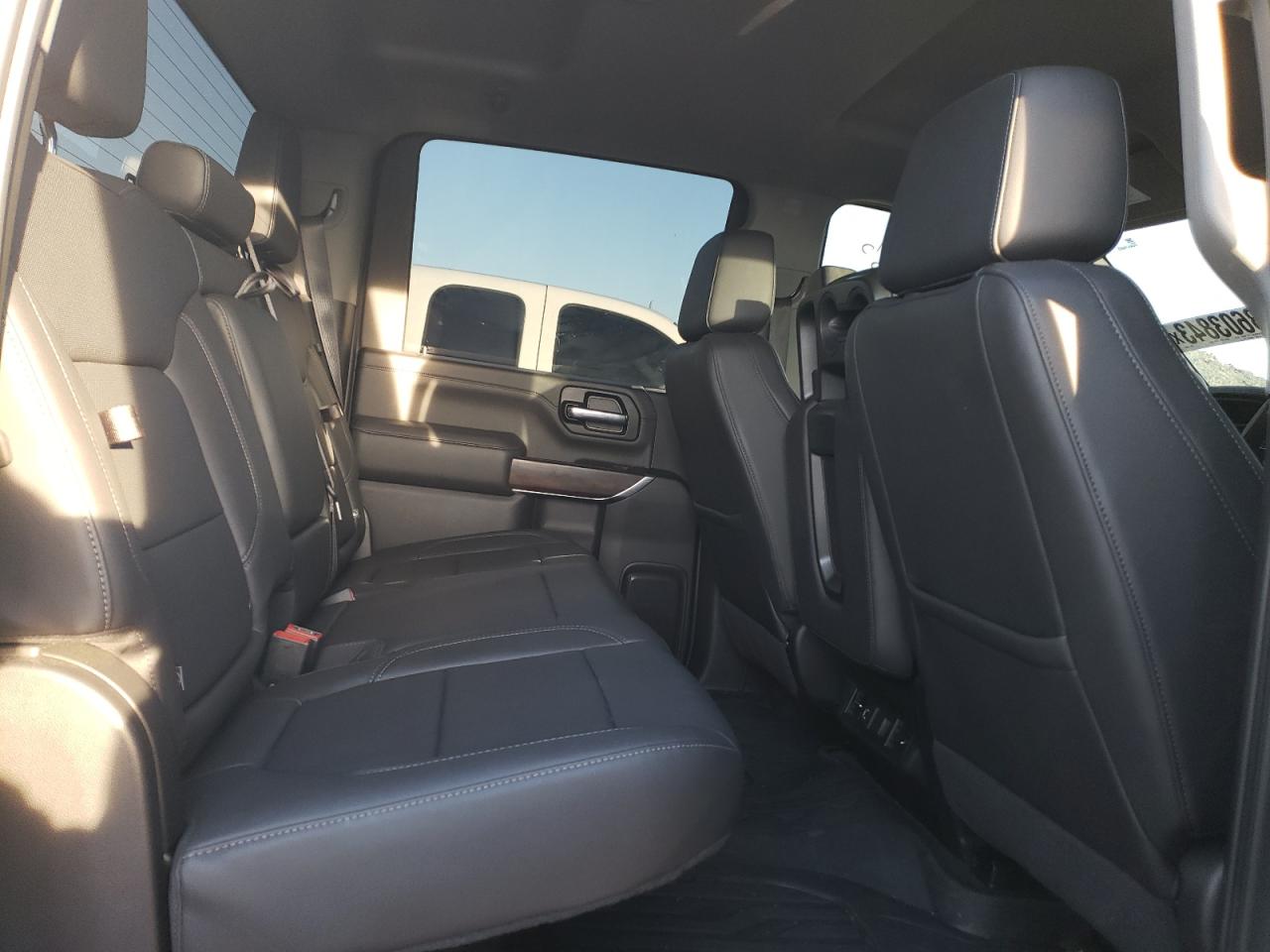 2022 GMC SIERRA K2500 SLT VIN:1GT49NE71NF196027