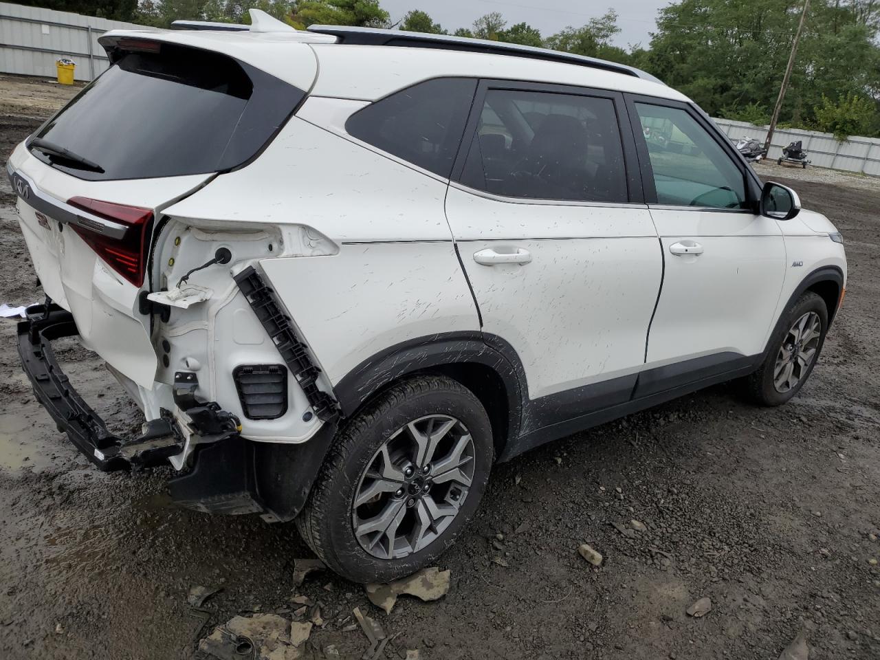 2022 KIA SELTOS EX VIN:KNDERCAA6N7272233