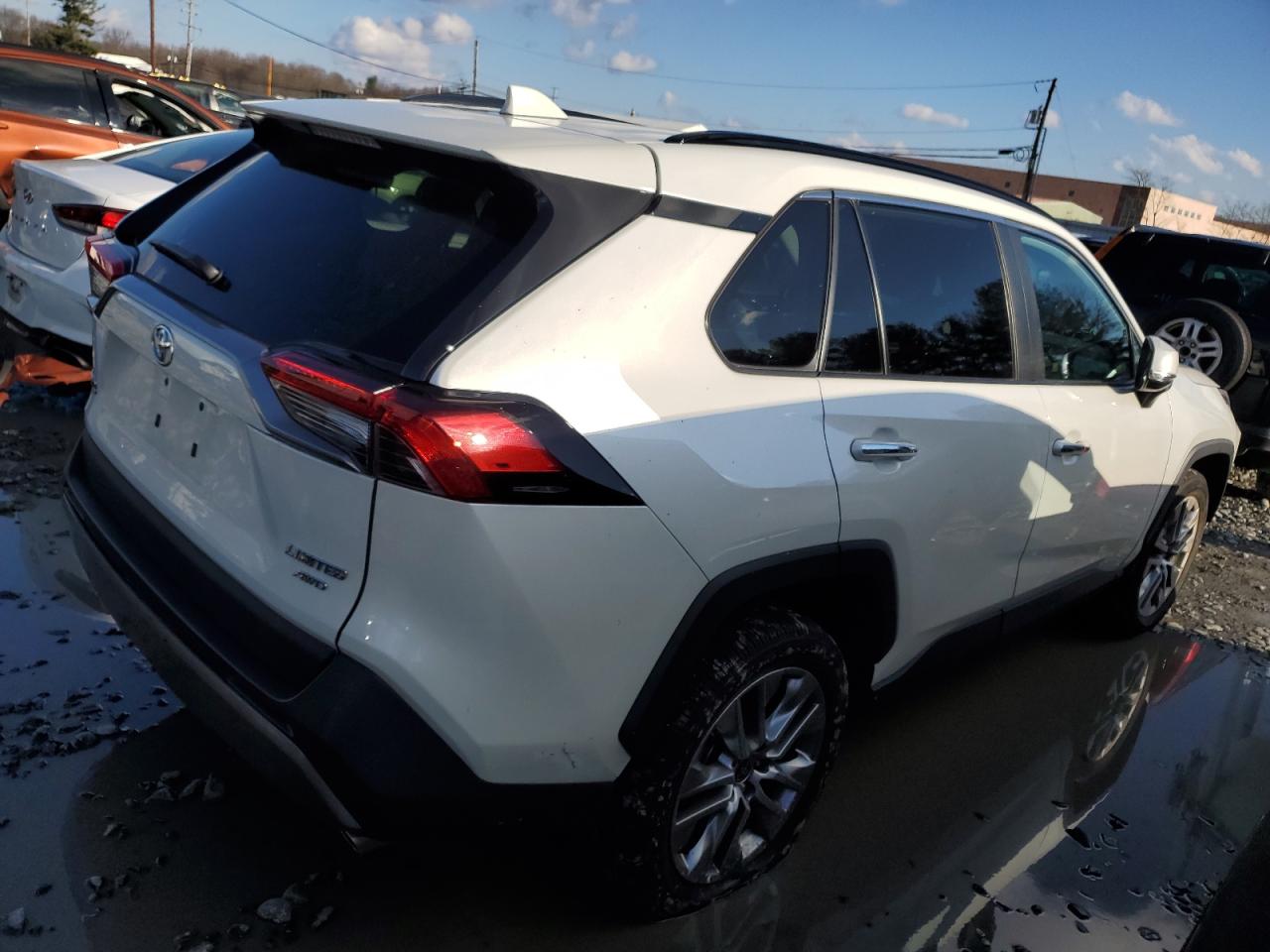 2022 TOYOTA RAV4 LIMITED VIN:2T3N1RFV3NW254606