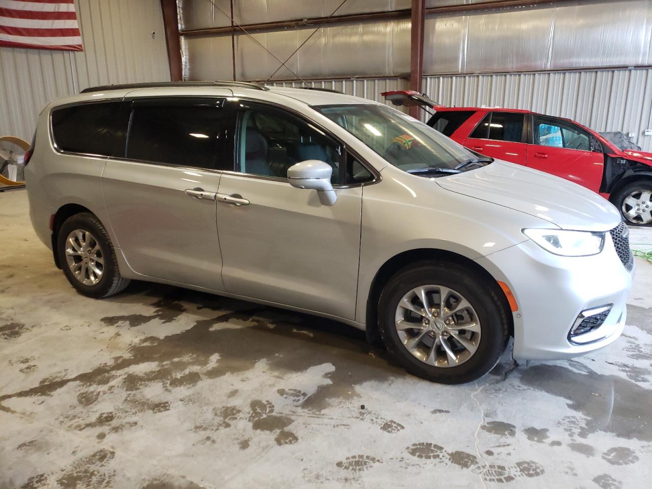 2022 CHRYSLER PACIFICA TOURING L VIN:2C4RC3BG6NR183928