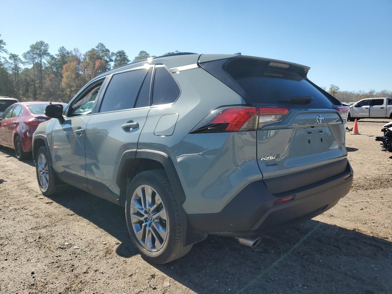 2022 TOYOTA RAV4 XLE PREMIUM VIN:2T3C1RFV4NW228054