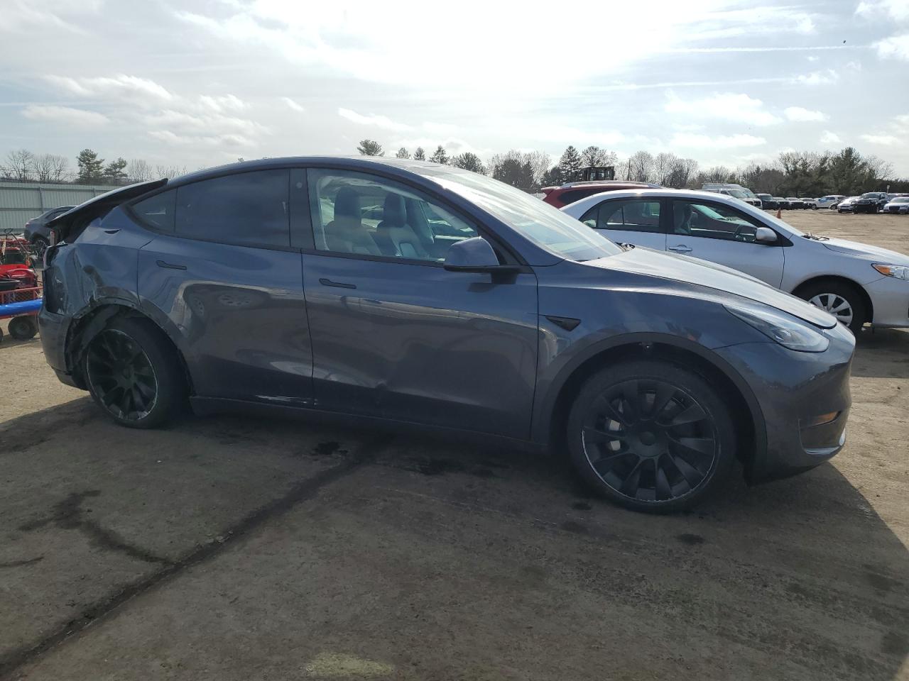 2023 TESLA MODEL Y  VIN:7SAYGAEE3PF635074