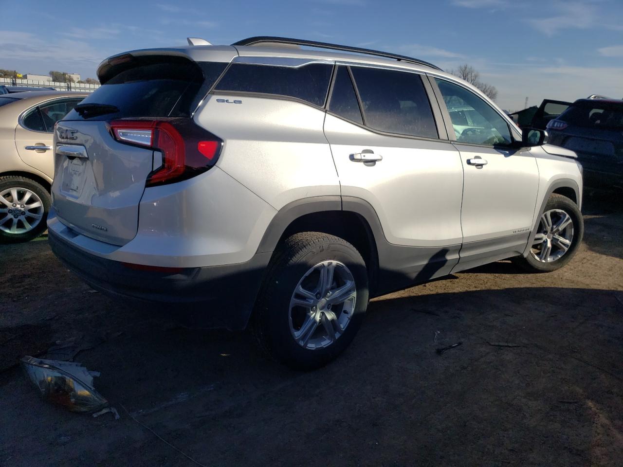 2022 GMC TERRAIN SLE VIN:3GKALTEV6NL113838