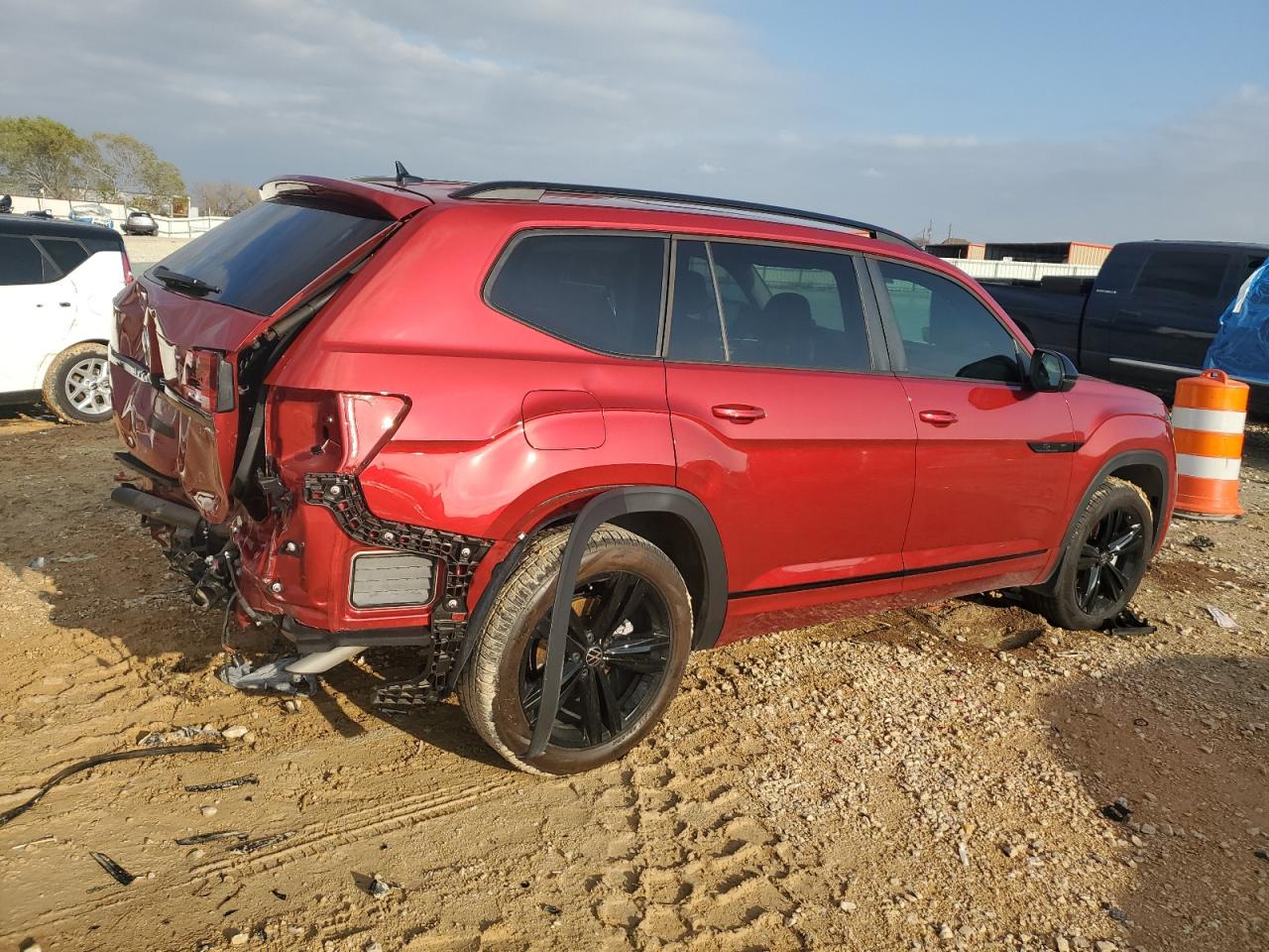 2023 VOLKSWAGEN ATLAS SEL R-LINE VIN:1V2SR2CA0PC525257