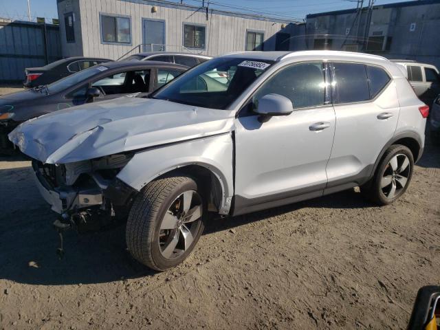 2021 VOLVO XC40 T5 MOMENTUM VIN: YV4162UK3M2449805