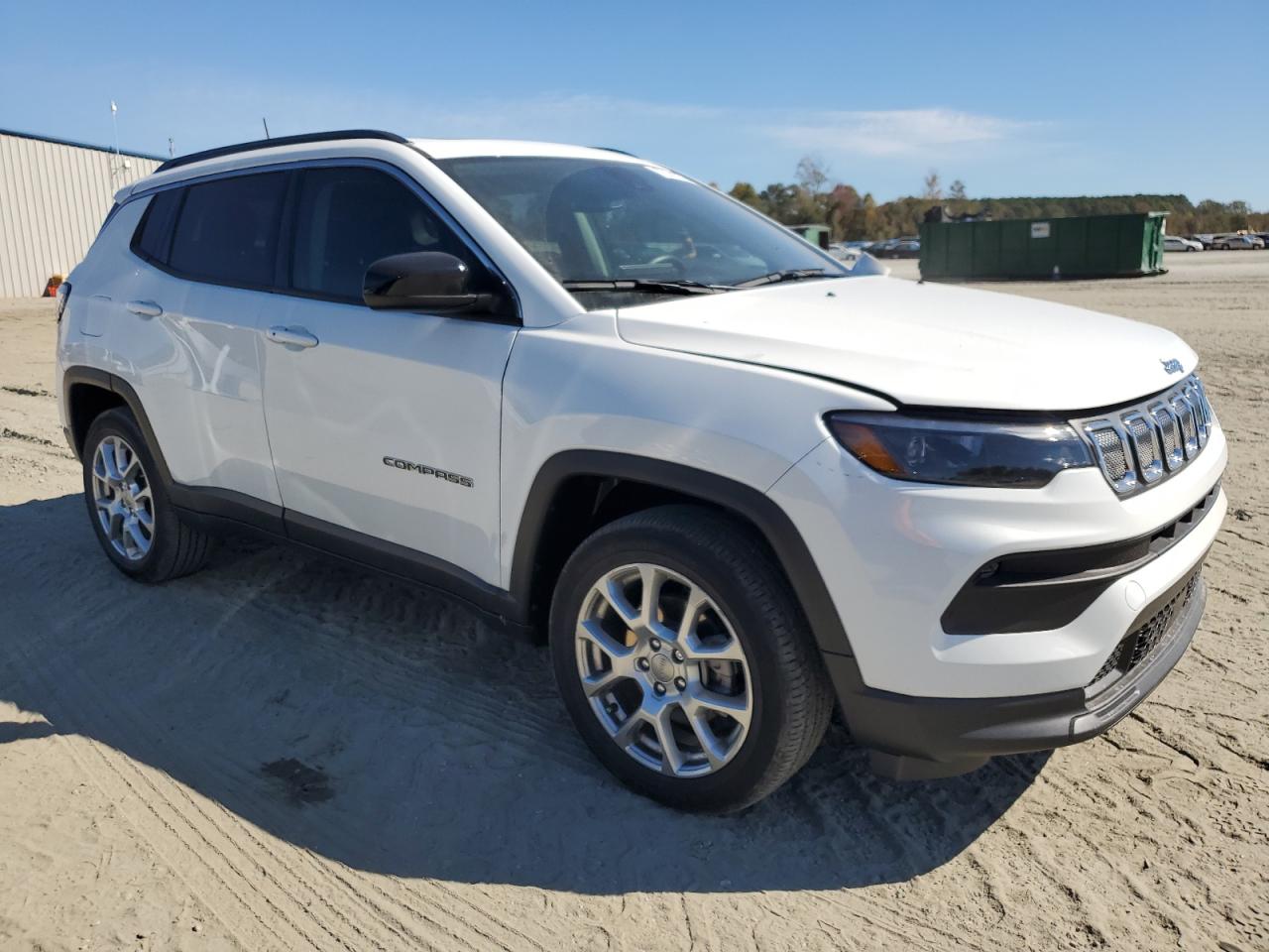 2022 JEEP COMPASS LATITUDE LUX VIN:3C4NJDFB7NT172619