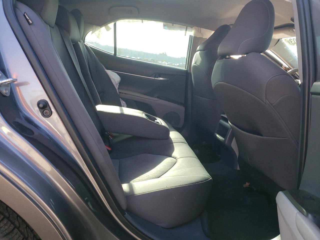 2022 TOYOTA CAMRY LE VIN:4T1C11AK8NU627847