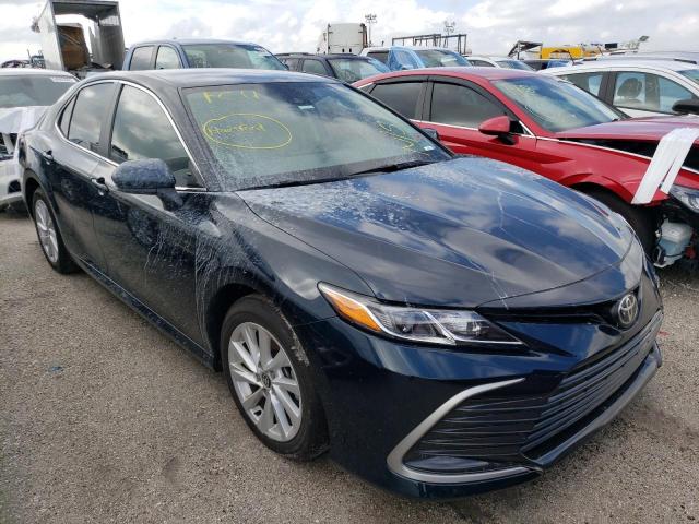 2021 TOYOTA CAMRY LE VIN: 4T1C11AK7MU472402