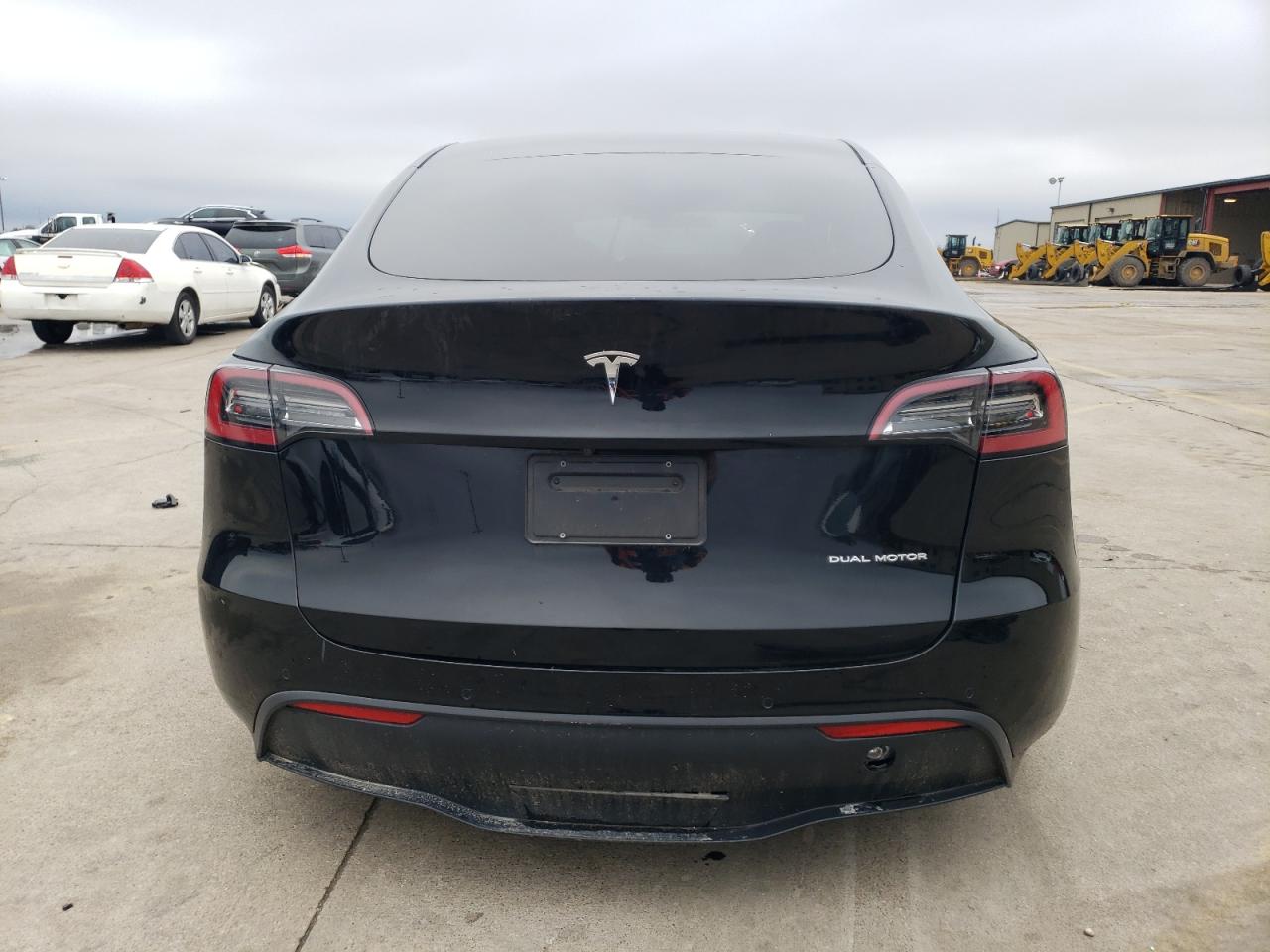 2022 TESLA MODEL Y  VIN:7SAYGDEE2NA002769