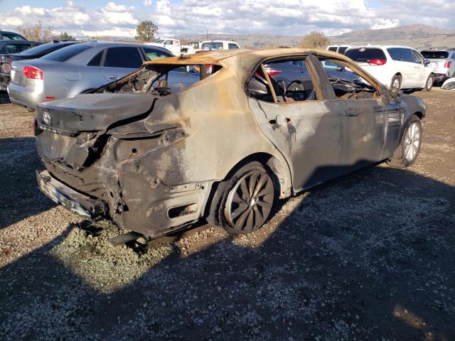 2021 TOYOTA CAMRY LE VIN: 4T1C11AK0MU576181