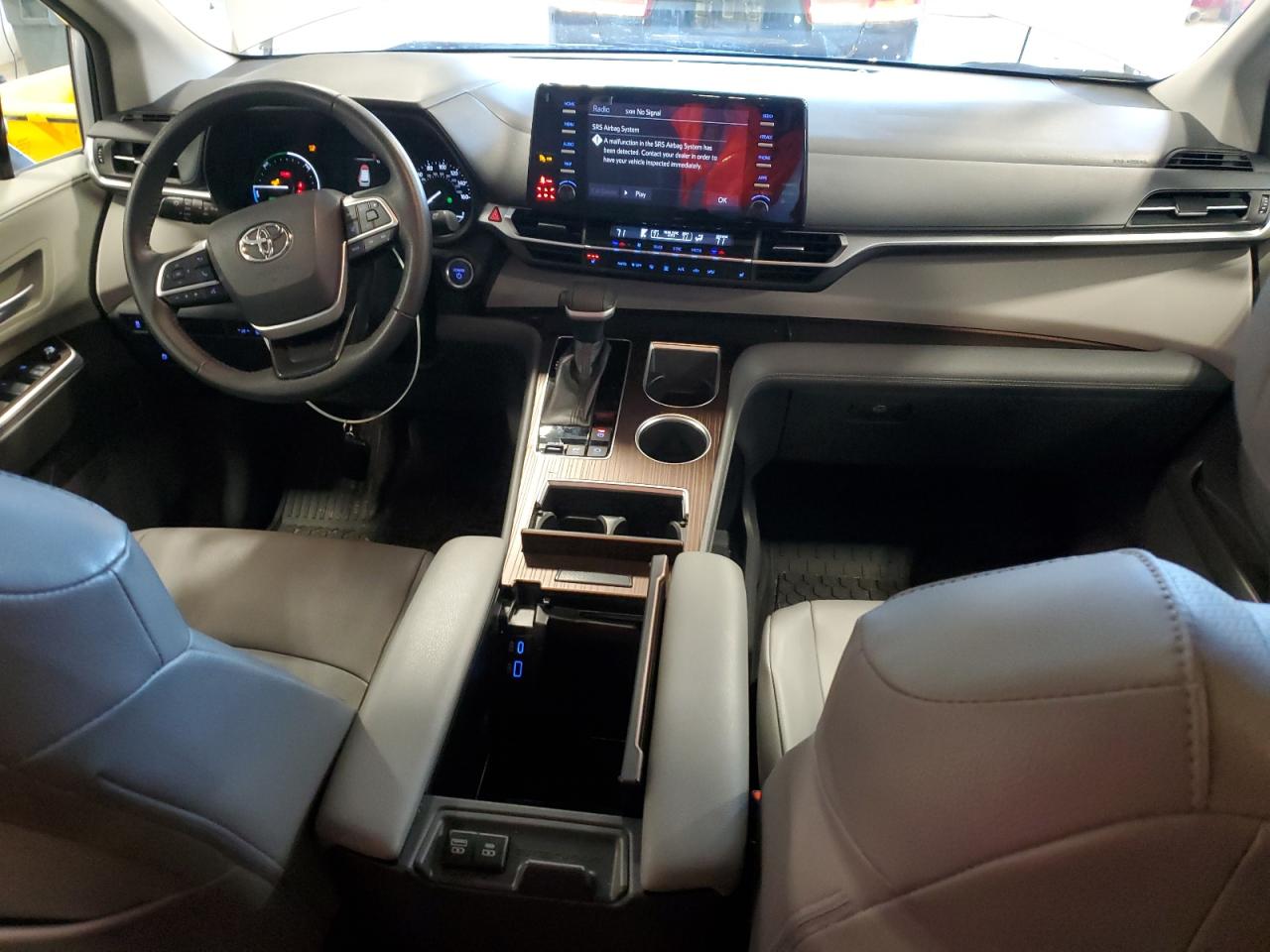 2022 TOYOTA SIENNA XLE VIN:5TDYRKEC8NS083771