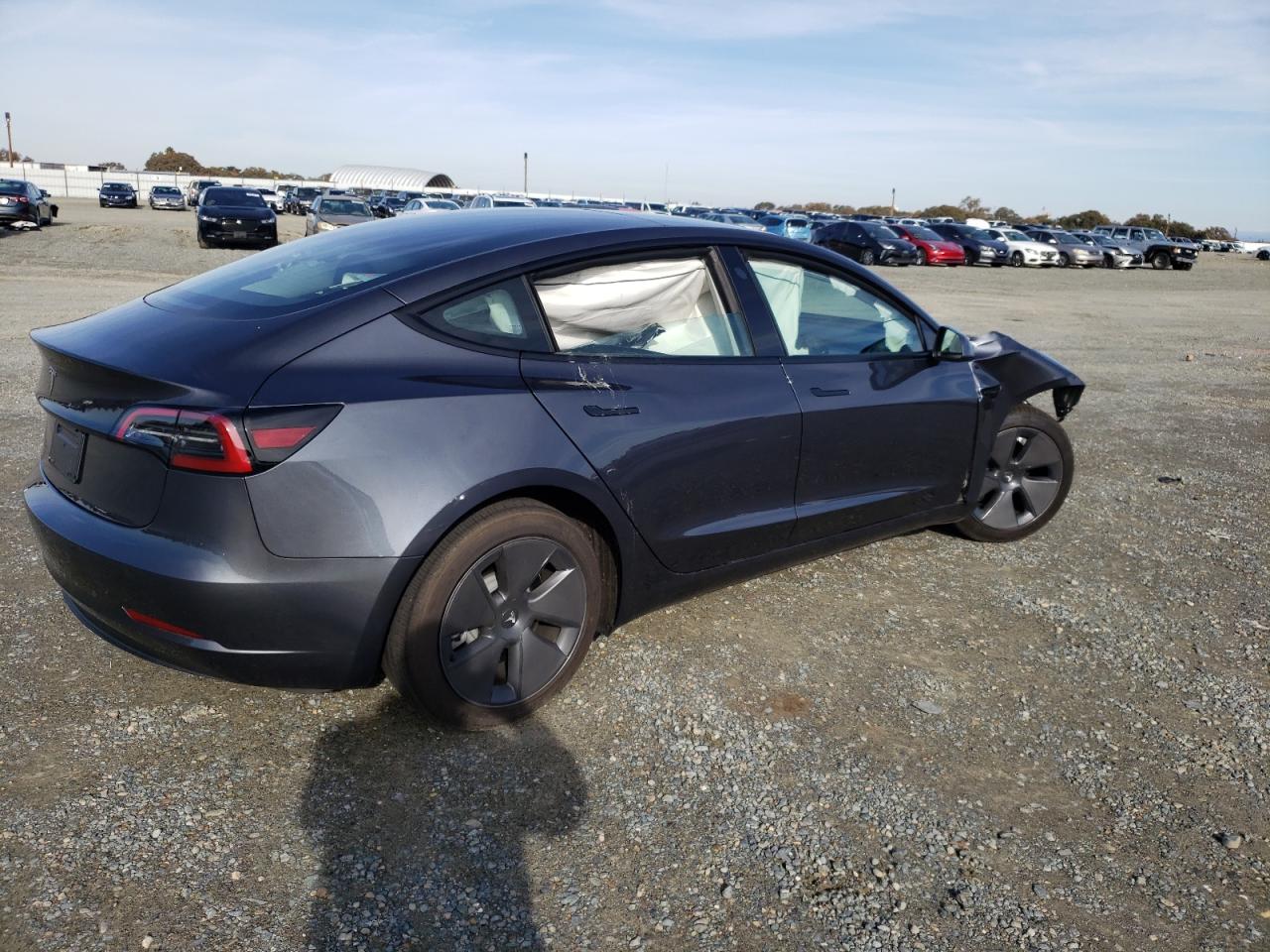 2023 TESLA MODEL 3  VIN:5YJ3E1EAXPF687392