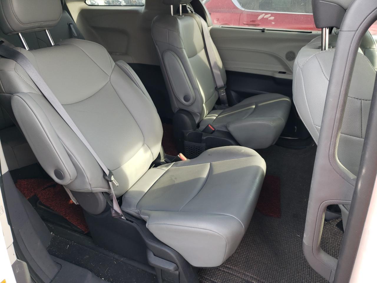 2022 TOYOTA SIENNA XLE VIN:5TDYSKFC9NS043122