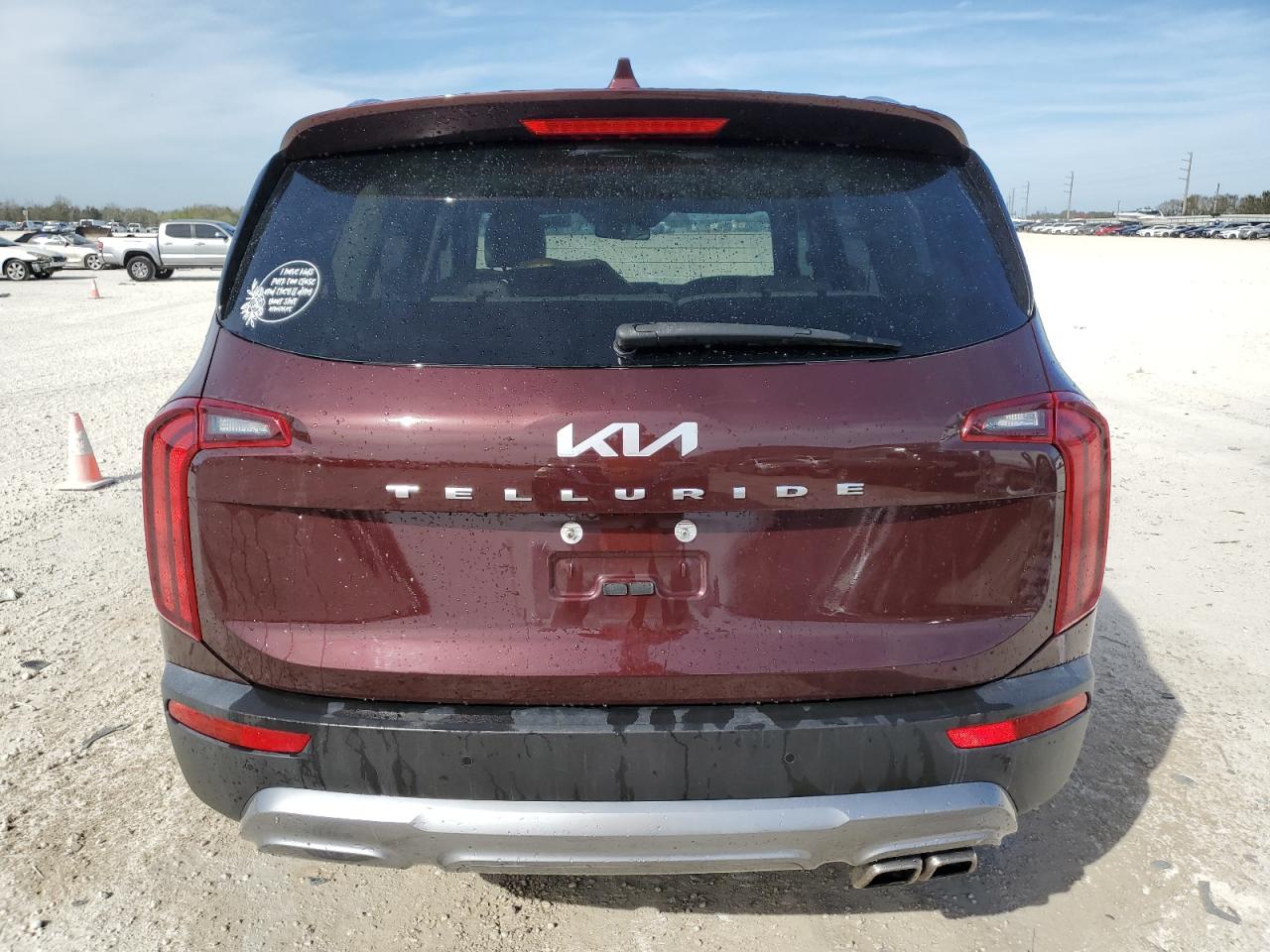 2022 KIA TELLURIDE S VIN:5XYP64HC1NG218386