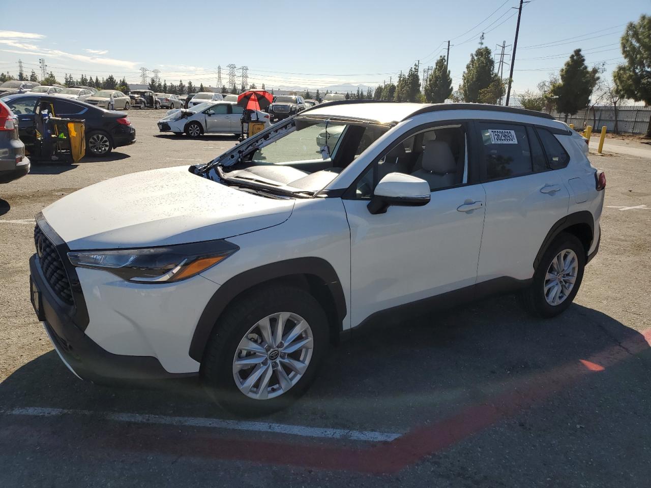 2022 TOYOTA COROLLA CROSS LE VIN:7MUCAAAG1NV020117