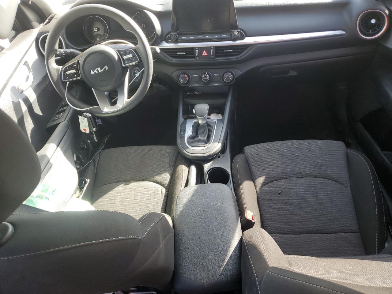 2023 KIA FORTE LX VIN:3KPF24AD4PE630120