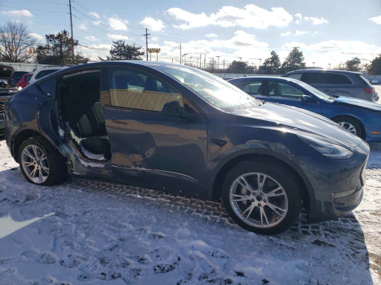 2022 TESLA MODEL Y  VIN:7SAYGDEE4NA016575